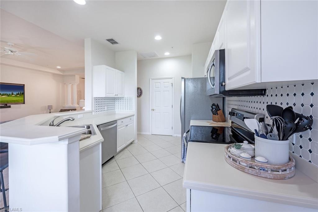 4610 Winged Foot WAY # 203