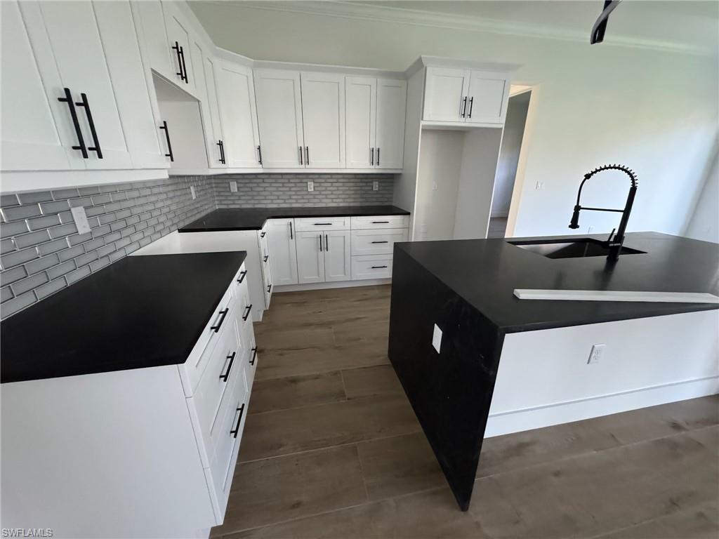 264 Golden Gate BLVD E