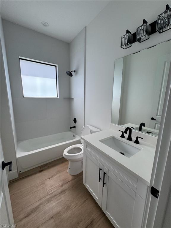 264 Golden Gate BLVD E