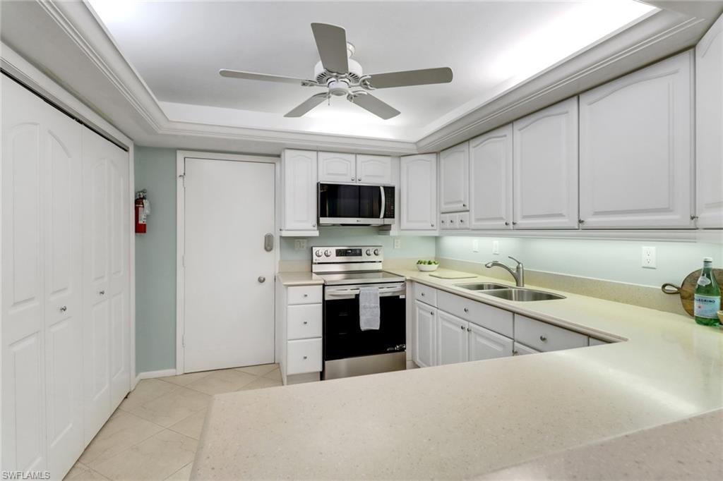 3399 Gulf Shore BLVD N # 303