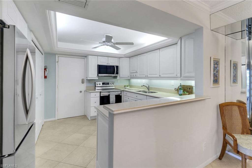 3399 Gulf Shore BLVD N # 303