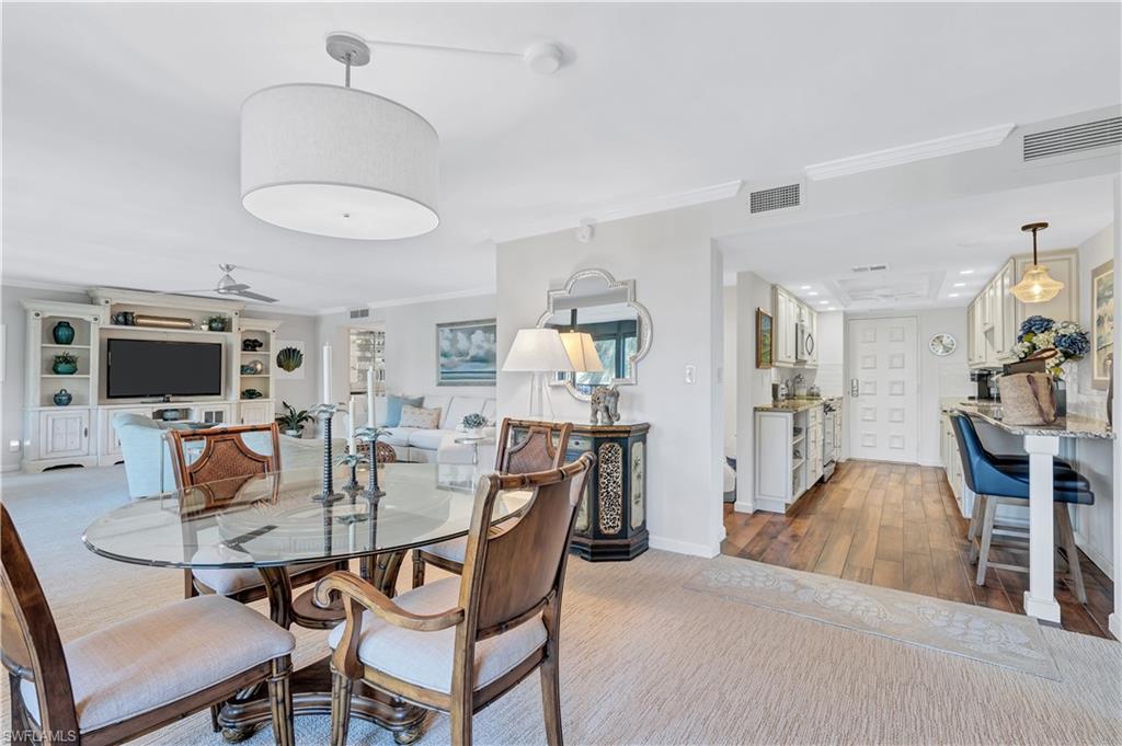 2400 Gulf Shore BLVD N # 203