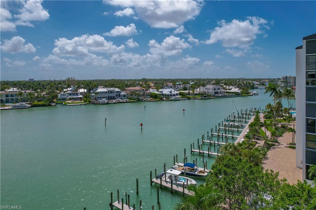 2400 Gulf Shore BLVD N # 203