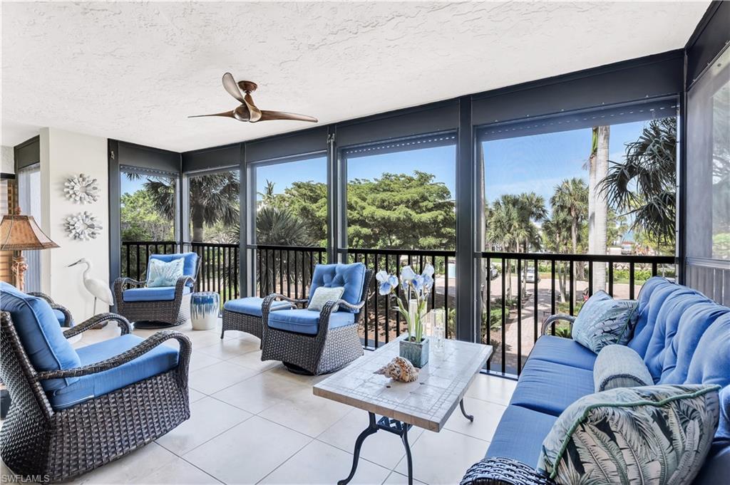 2400 Gulf Shore BLVD N # 203