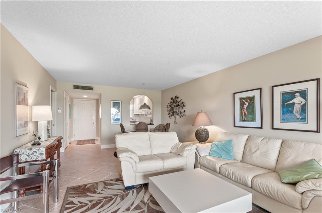 13 High Point CIR N # 303