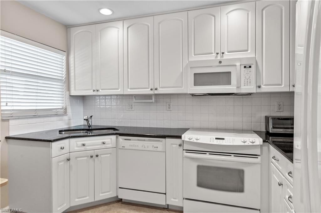 13 High Point CIR N # 303