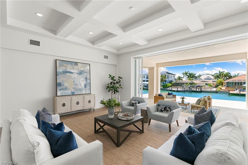 700 Partridge CT