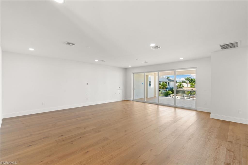 700 Partridge CT