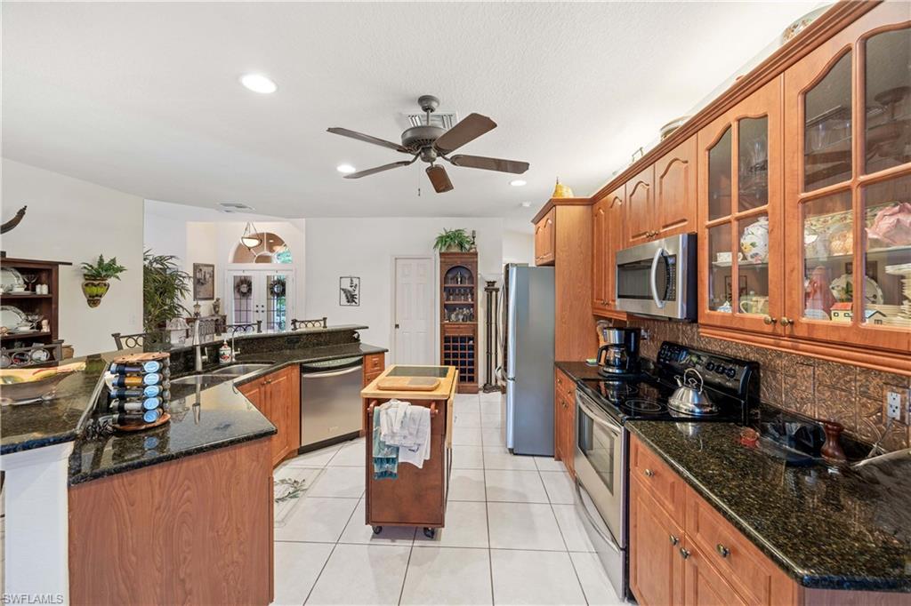 24300 Mountain View DR