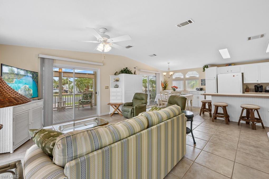 1328 Amethyst Lake LN