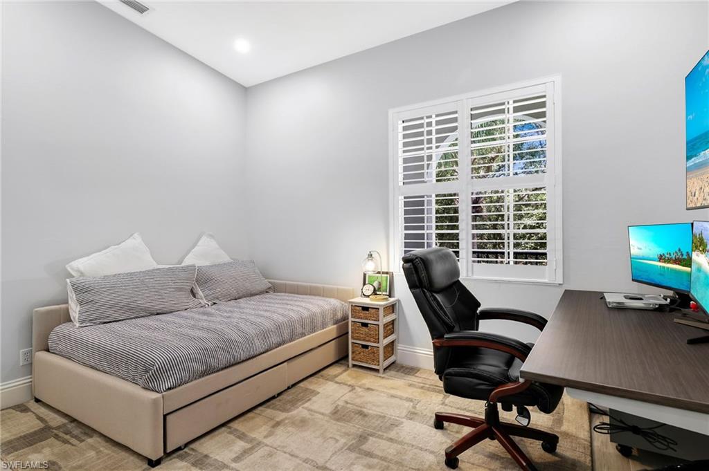 831 Sailaway LN # 202