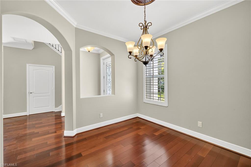 9896 Colonial WALK S