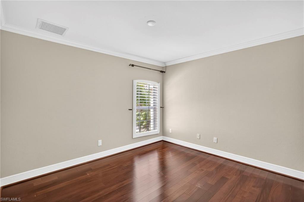 9896 Colonial WALK S