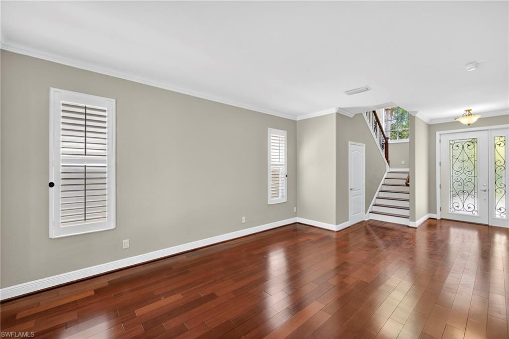 9896 Colonial WALK S