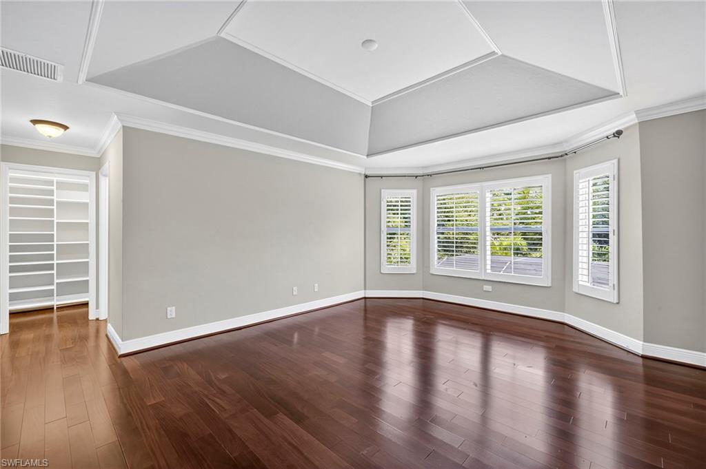 9896 Colonial WALK S