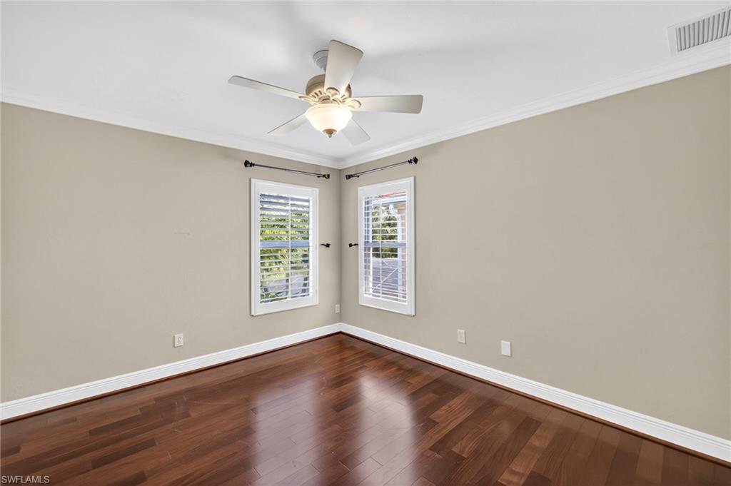 9896 Colonial WALK S