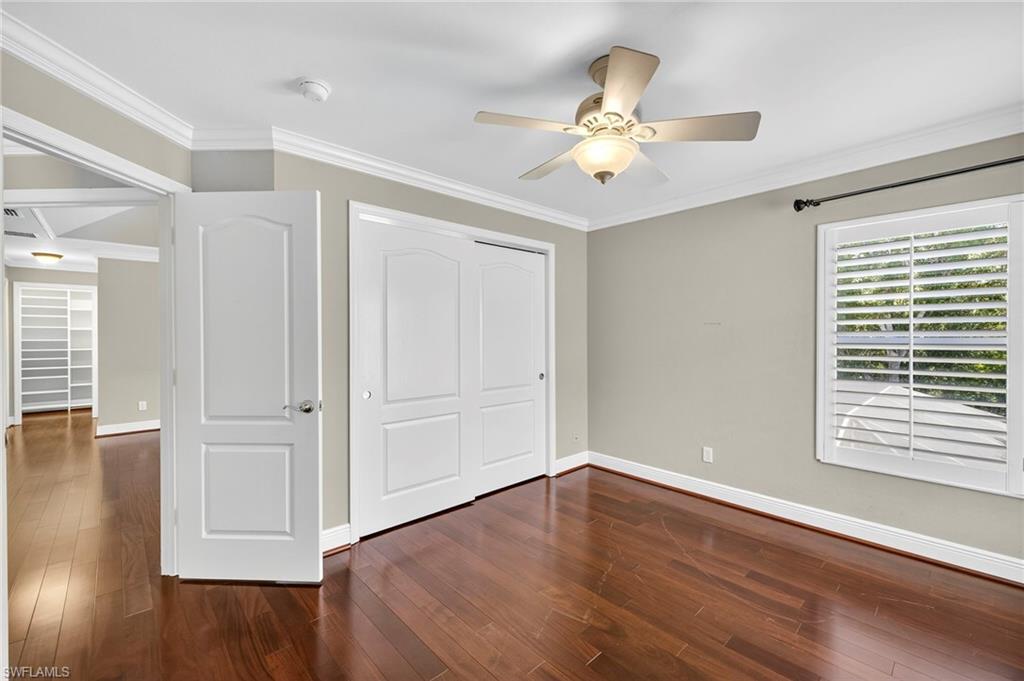 9896 Colonial WALK S