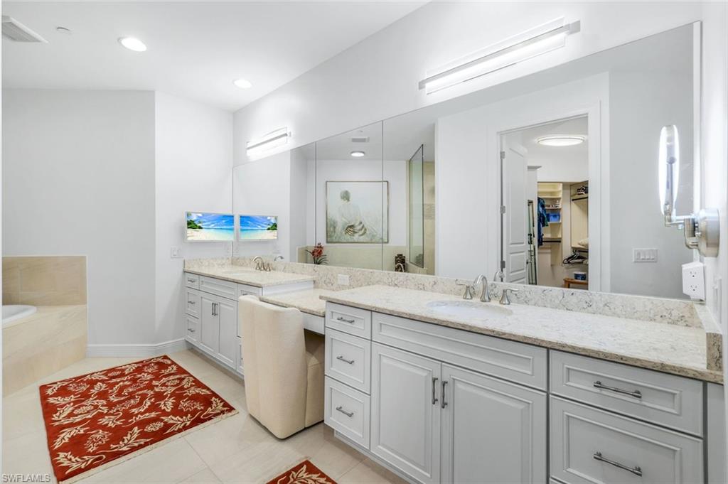 16452 Carrara WAY # 301