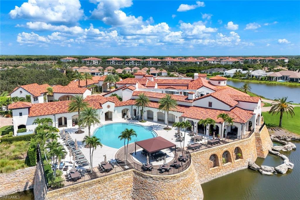 16452 Carrara WAY # 301