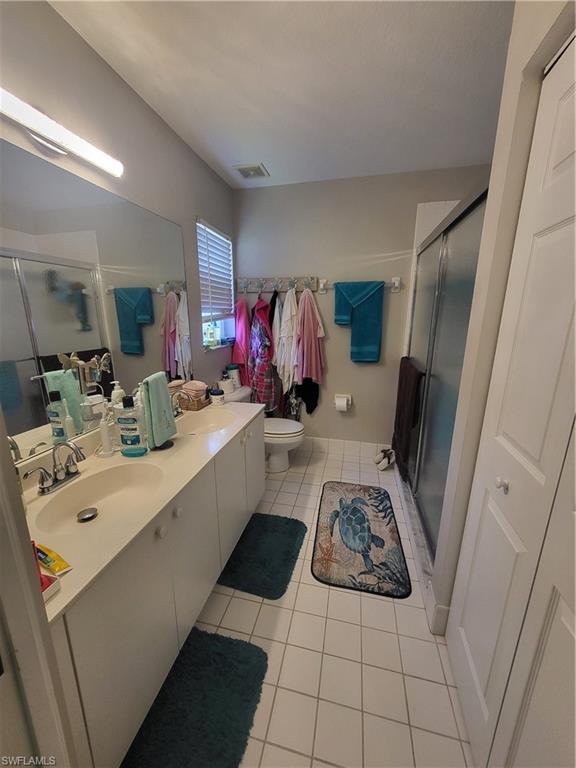 6655 Huntington Lakes CIR # 204