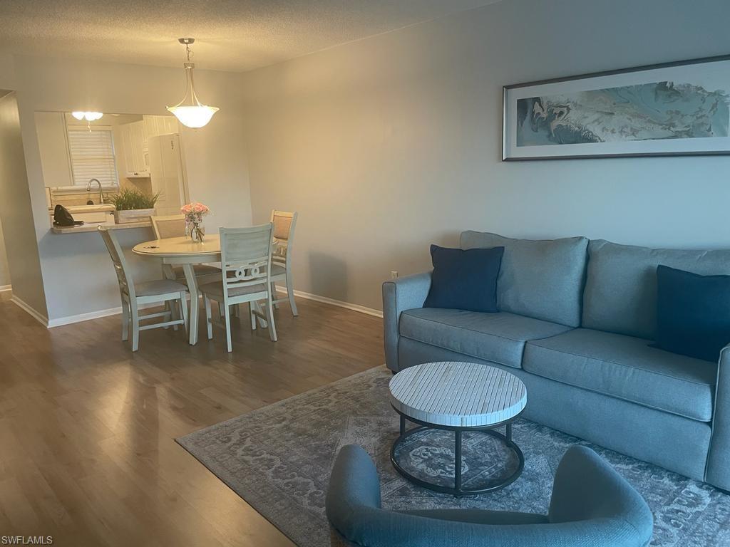 200 Forest Lakes BLVD # 202