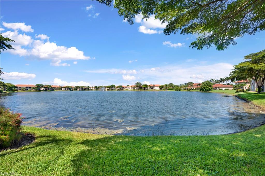 6464 Huntington Lakes CIR # 103