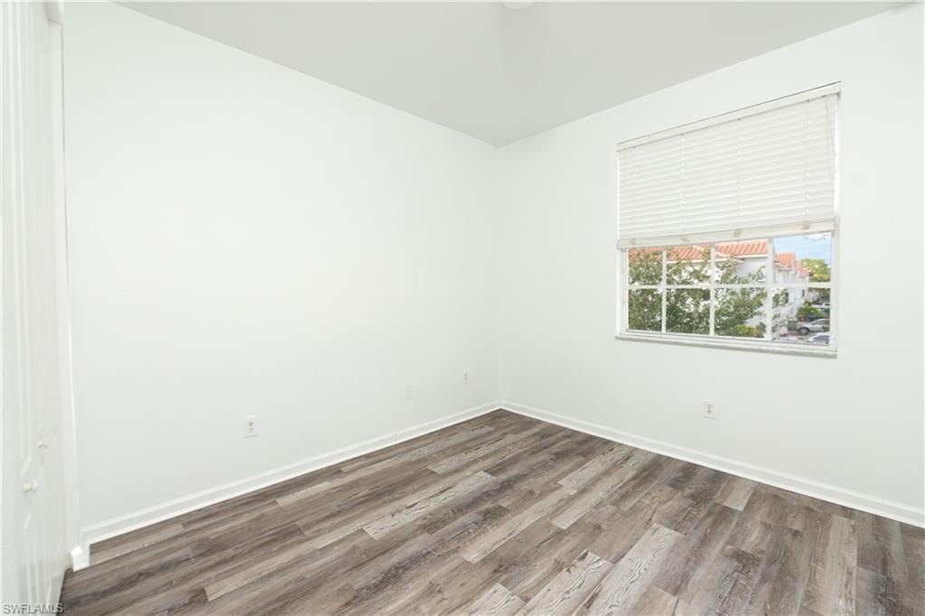 7020 Ambrosia LN # 1106, NAPLES Unit: 1106