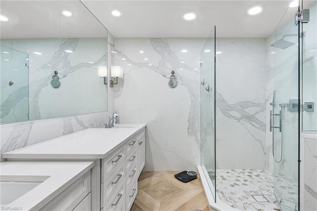 2540 Aspen Creek LN S # 201