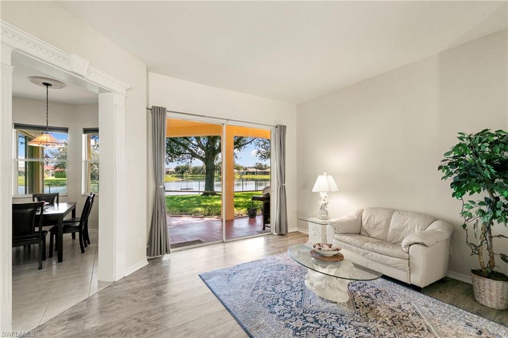 860 Grand Rapids BLVD