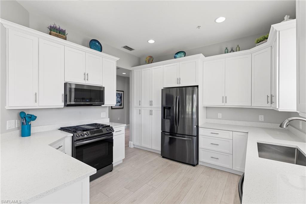 3031 Marengo CT # 101