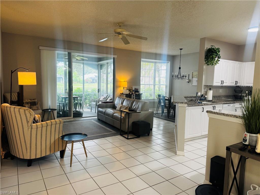 57 Silver Oaks CIR # 103