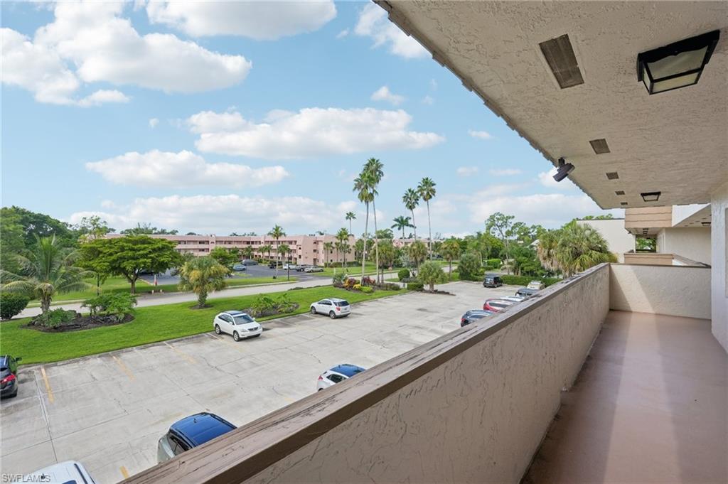 499 Forest Lakes BLVD # 305