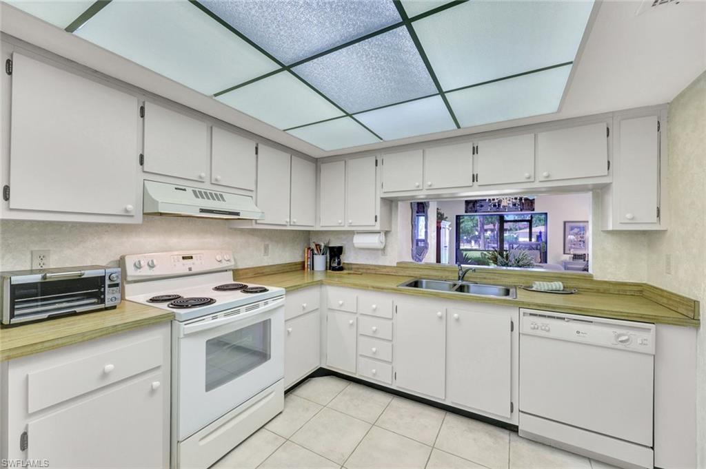 1733 Courtyard WAY # 104