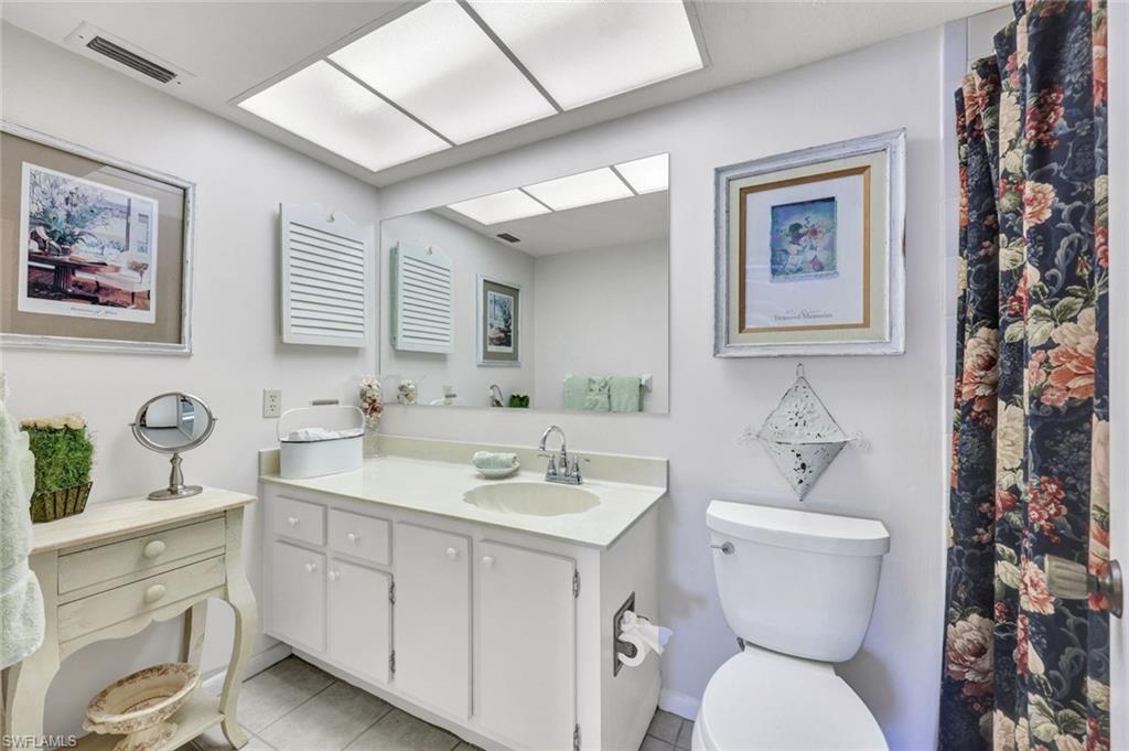 1733 Courtyard WAY # 104