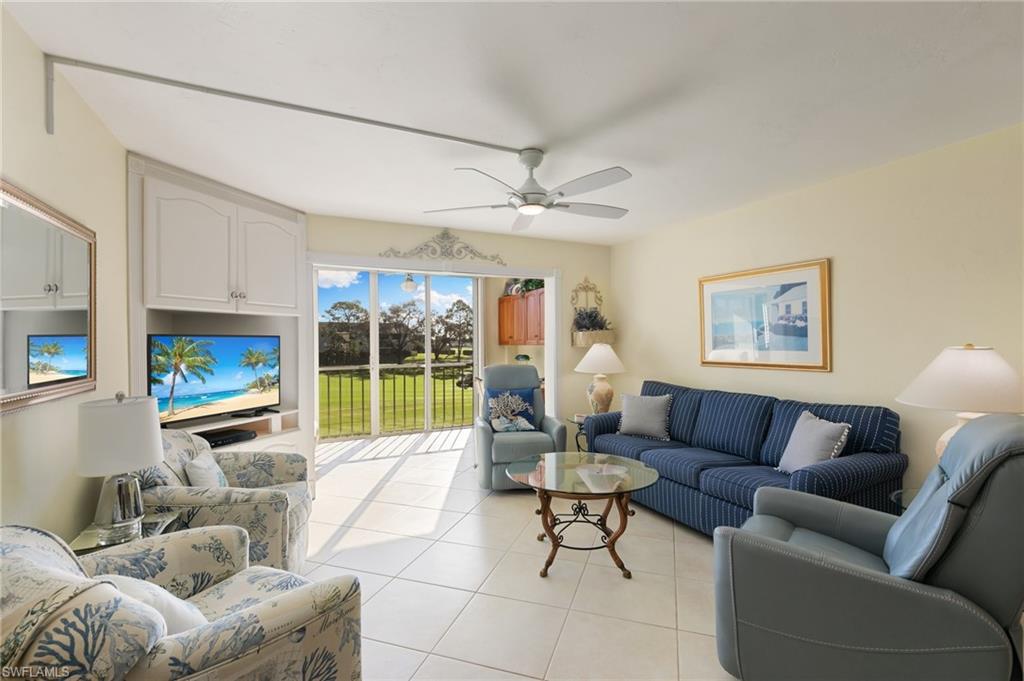 1051 Foxfire LN # 206