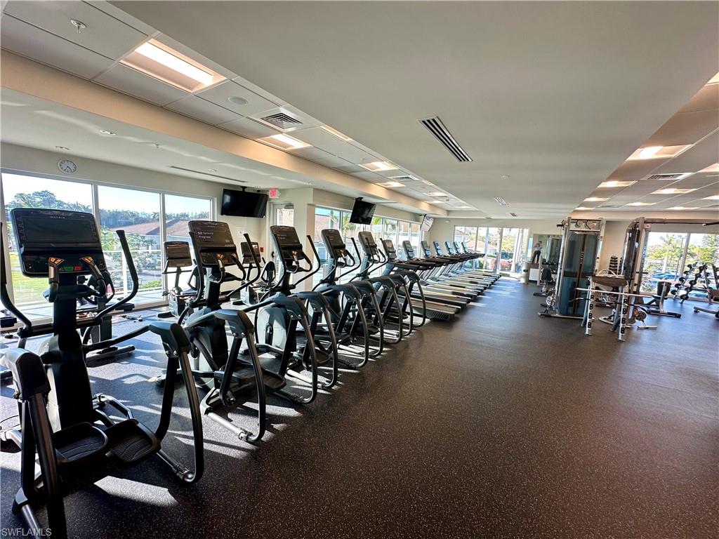 1051 Foxfire LN # 206