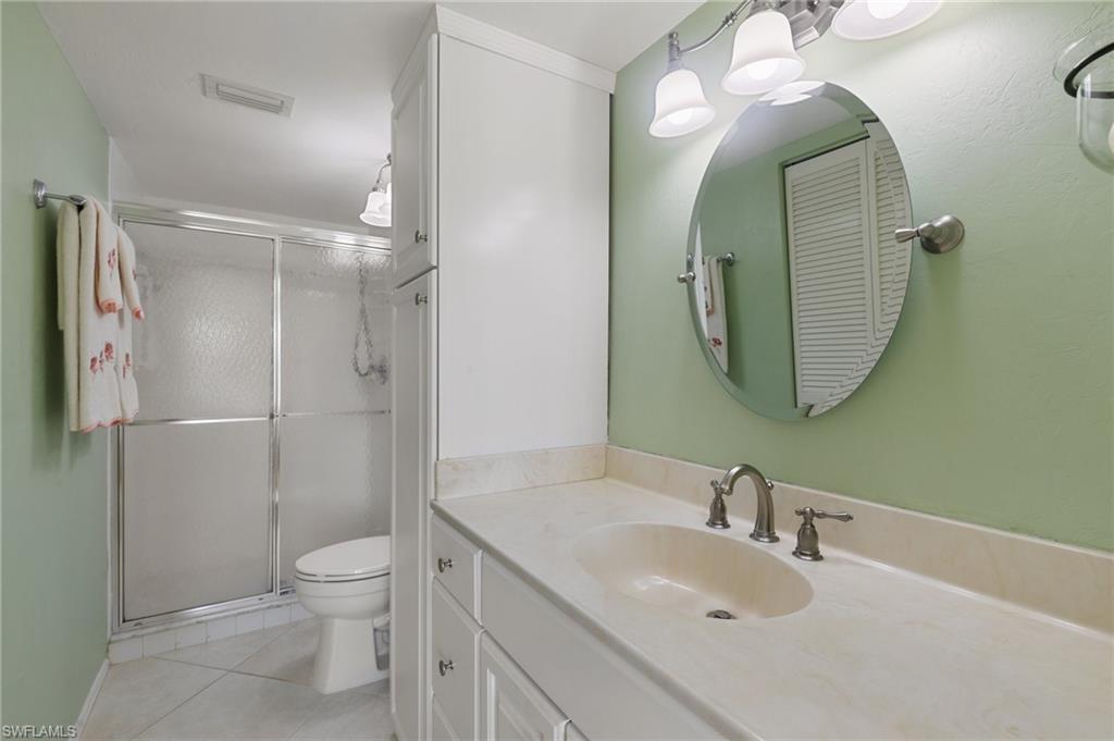 1051 Foxfire LN # 206