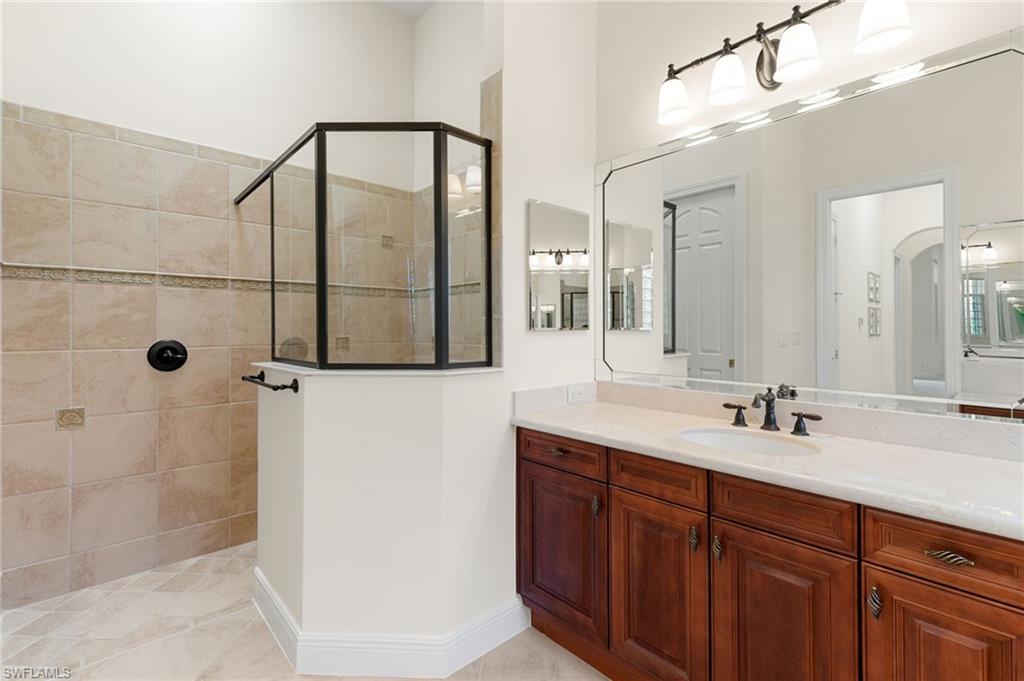 5962 Hammock Isles CIR