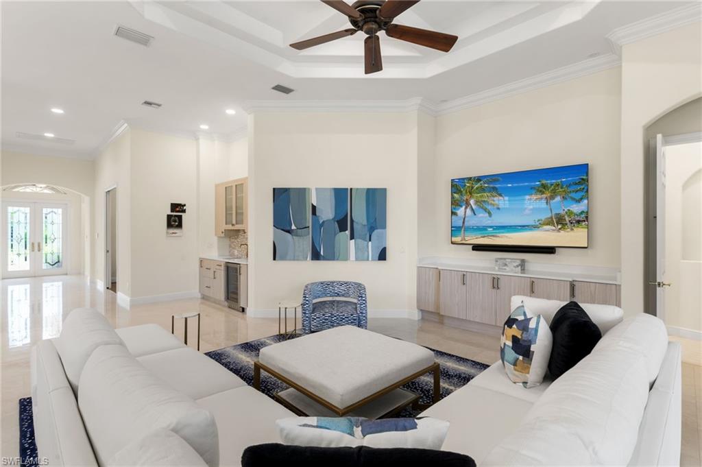 5962 Hammock Isles CIR