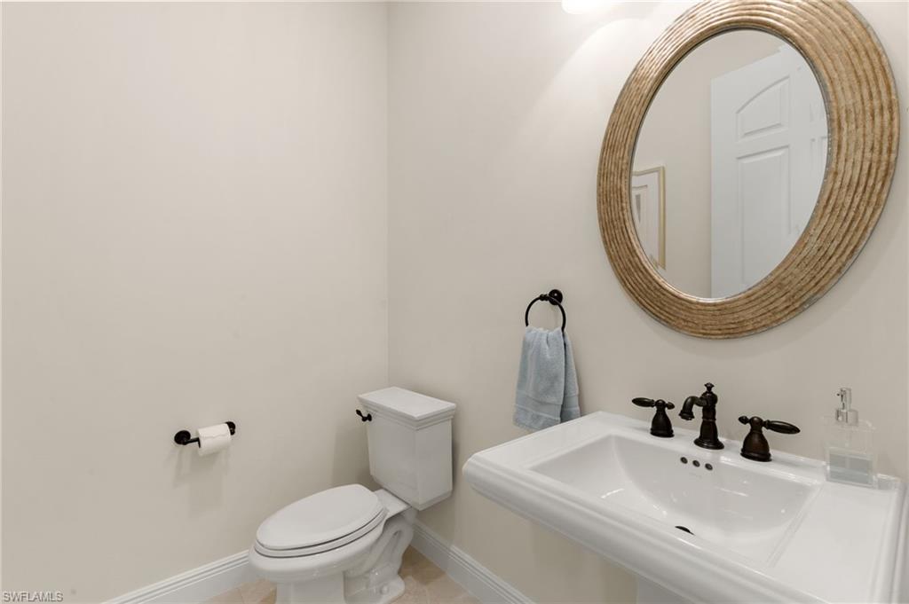 5962 Hammock Isles CIR