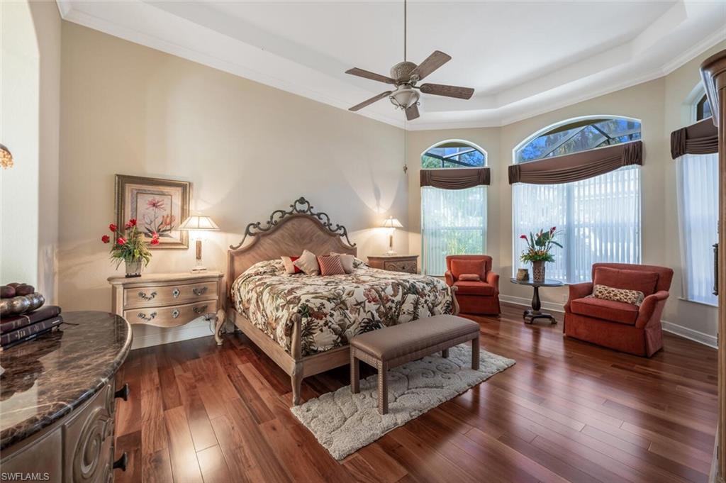 5274 Kensington High ST