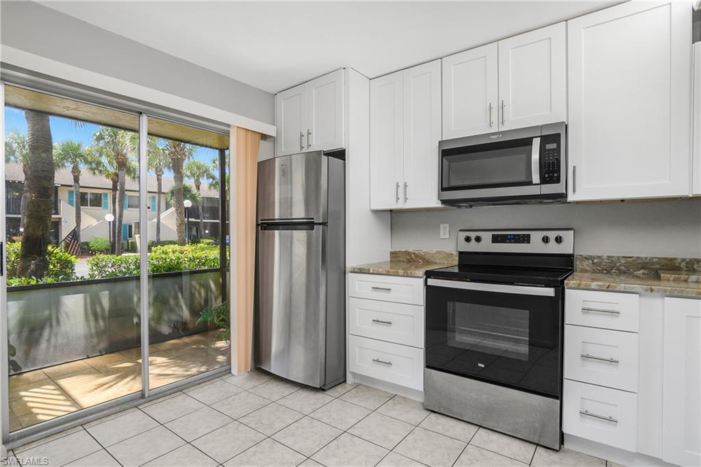 4200 Looking Glass LN # 4207