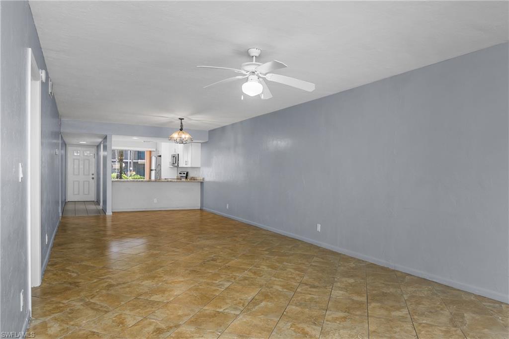 4200 Looking Glass LN # 4207