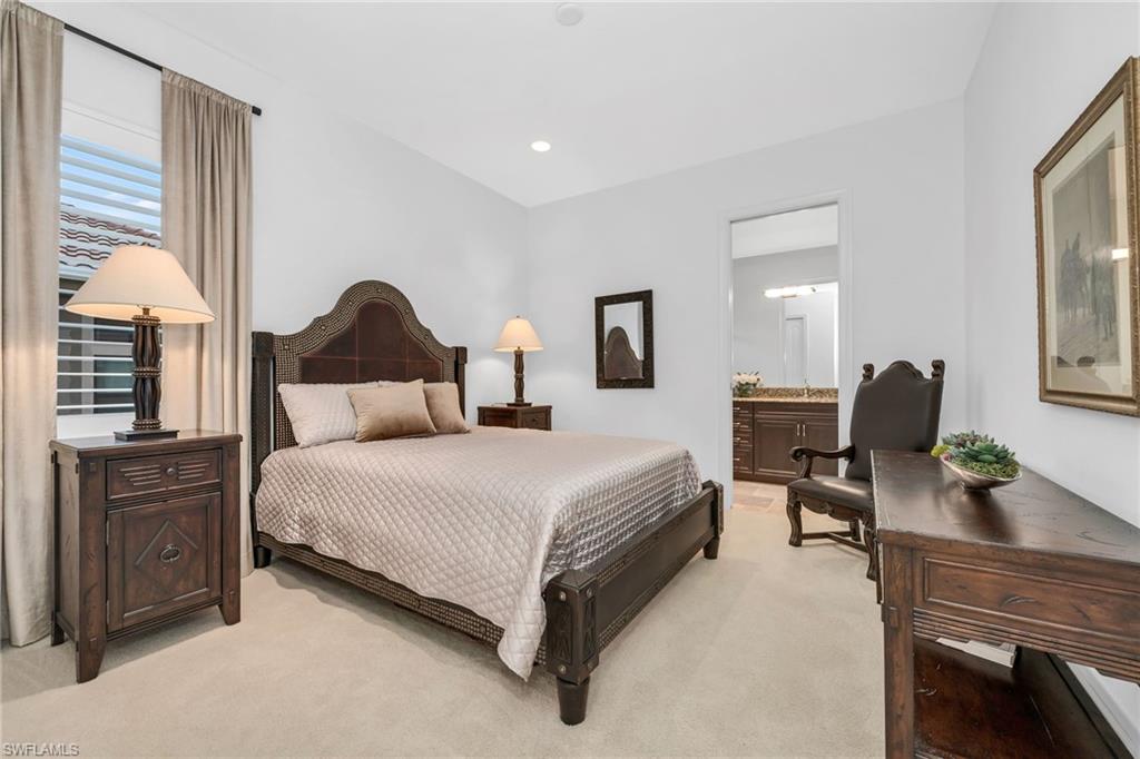 11978 Maidstone CT, NAPLES