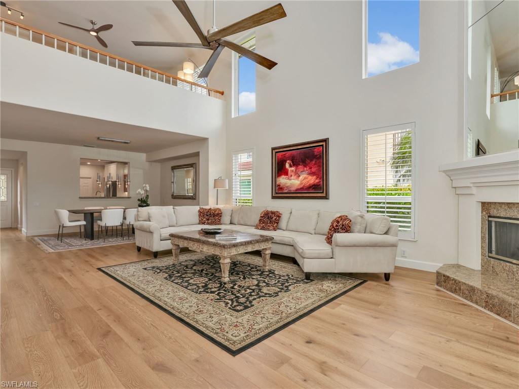 5242 Kensington High ST