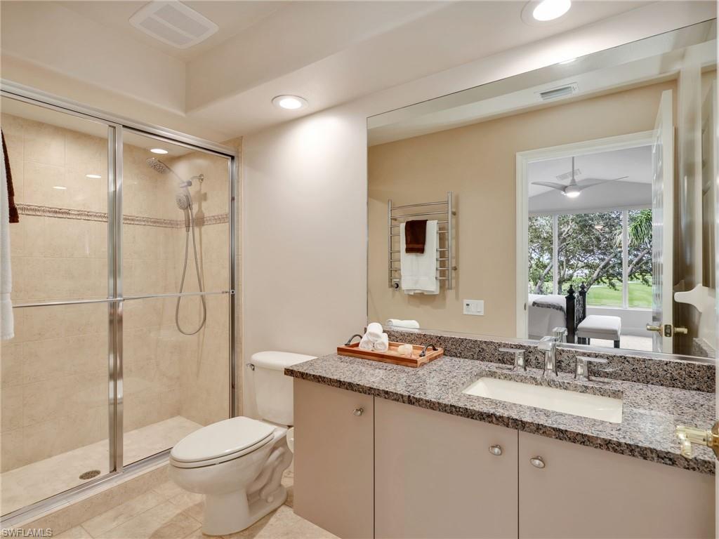 5242 Kensington High ST