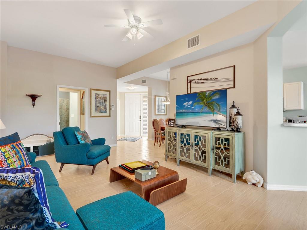 9071 Las Maderas DR # 101