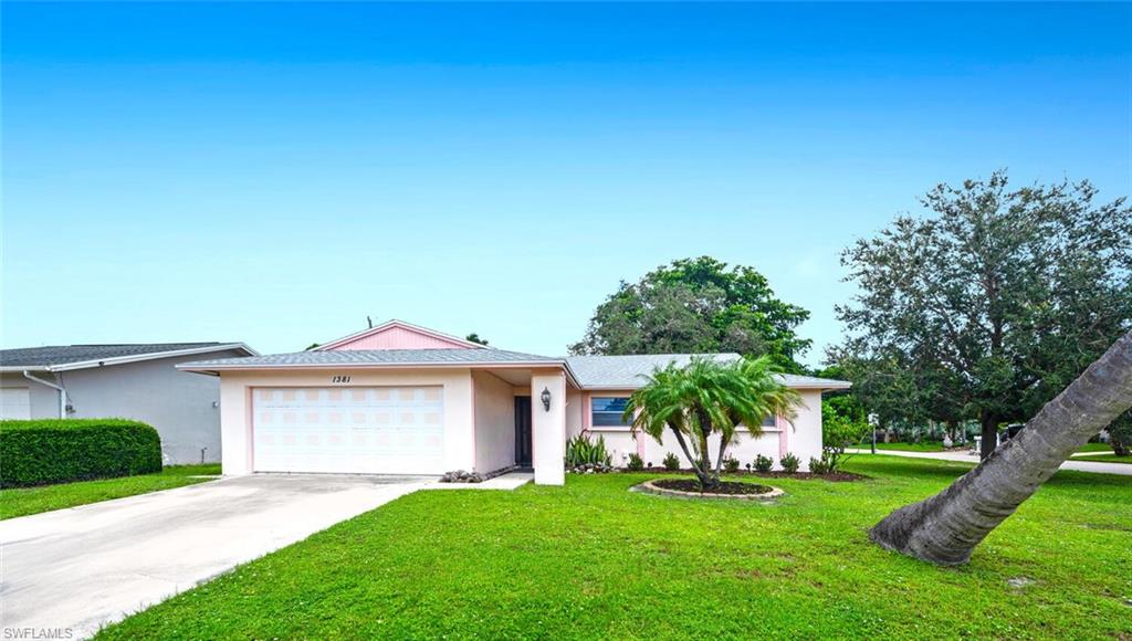 1381 Woodridge AVE