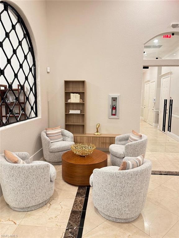 7077 Venice WAY S # 2002