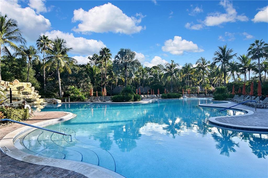 8949 MALIBU ST # 303